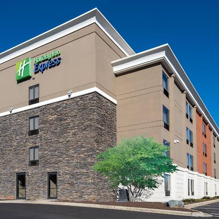 Holiday Inn Express & Suites Greensboro - I-40 Atwendover By Ihg מראה חיצוני תמונה