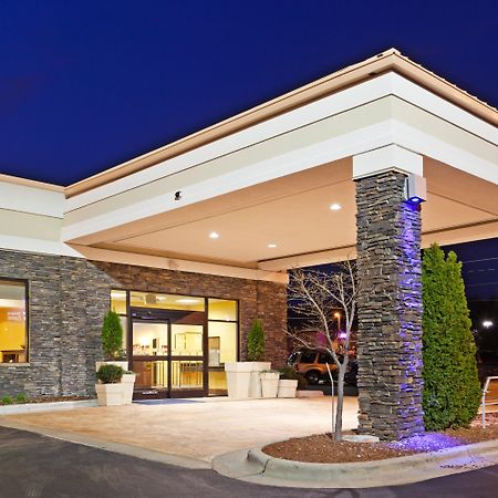 Holiday Inn Express & Suites Greensboro - I-40 Atwendover By Ihg מראה חיצוני תמונה