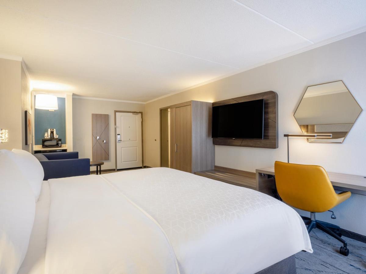 Holiday Inn Express & Suites Greensboro - I-40 Atwendover By Ihg מראה חיצוני תמונה